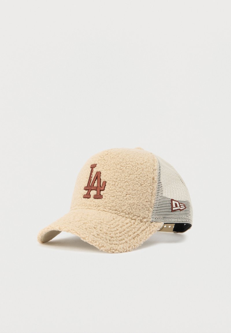 New Era BORG EFRAME TRUCKER UNISEX - Cap - light beige/beige - Zalando