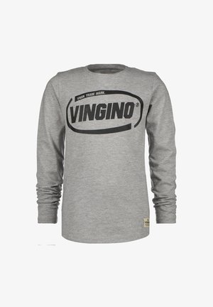Szara koszulka z długim rękawem z logo "VINGINO" w pogrubionych czarnych literach na piersi oraz małą materiałową metką przy krawędzi.