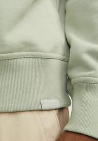 Jack & Jones Flīsa džemperis - desert sage