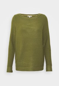 Zielony sweter o fakturowanej tkaninie z długimi rękawami, okrągłym dekoltem i ściągaczami na mankietach. Posiada subtelny wzór oraz metkę na dolnym boku.