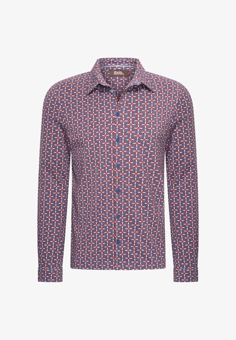 Camicia a maniche lunghe color bordeaux con motivo geometrico blu e bianco, bottoni blu e colletto a punta. Realizzata in tessuto dalla texture liscia.