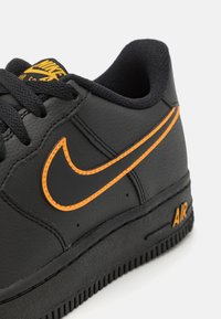 Nike Sportswear AIR FORCE 1 UNISEX - Zapatillas - black/sundial
