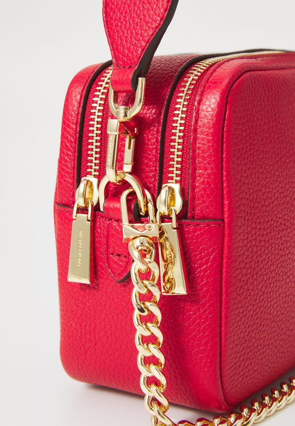 BRYANT CAMERA  - Handbag - crimson2