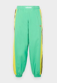 Unselected, energy green