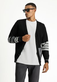 Cardigan - black