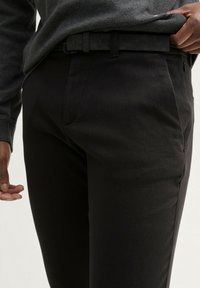 TOM TAILOR TRAVELER - Pantaloni - black