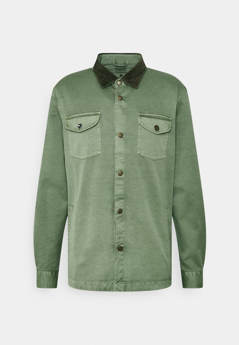 Die grüne Baumwollhemdjacke verfügt über einen braunen Cordkragen, zwei Brusttaschen, eine Knopfverschluss und lange Ärmel. Sie hat eine glatte Textur und eine lässige Passform.