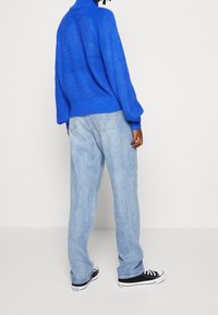 Noisy May Stickad tröja - blue