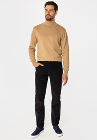 Lee Cooper - Spodnie materiałowe