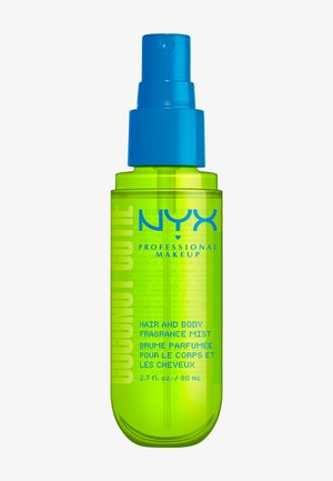 Groene NYX Professional Makeup haar- en lichaamsgeurmistfles met blauwe spraydop, gelabeld 2,7 fl. oz. / 80 ml.