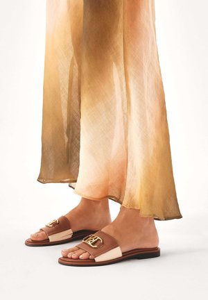 JOVITE - Muiltjes - brown