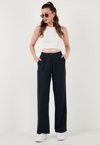 LELA REGULAR FIT - Broek - dark blue