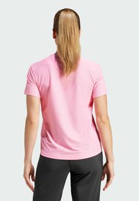 adidas Performance TEE - Spordi T-särk - bliss pink