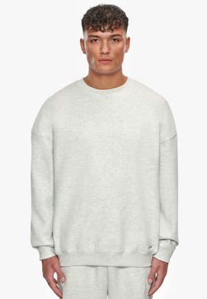 Sweater - grey mel