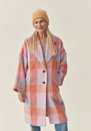 MISIOLA - Klasszikus kabát - orange ver