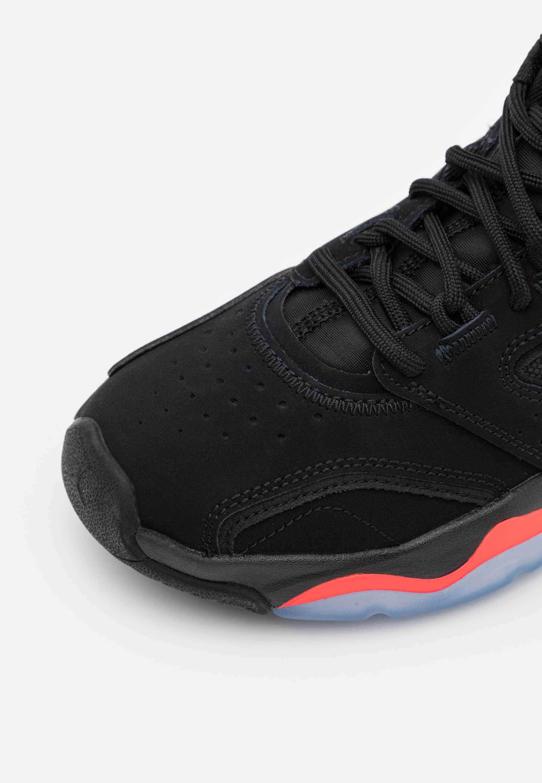 sneakers pour homme jordan