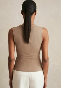 Reiss DANI STRETCH-RUCHED - Top - mocha brown
