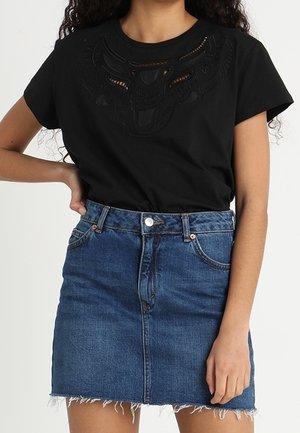 Printtipaita - black