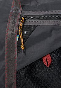 Klättermusen MIMER DUFFELBAG 25L UNISEX - Reistas - raven