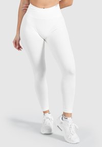 Smilodox AMAZE PRO SCRUNCH HIGH WAIST SEAMLESS - Tights - creme