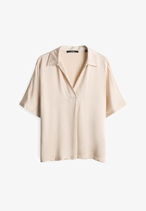 Beige blouse met korte mouwen in een zachte stof, voorzien van een geknipt kraag en een relaxte pasvorm. De voorkant heeft een subtiele V-hals.