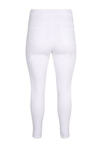 Zizzi MIT HOHER TAILLE - Uske traperice - white