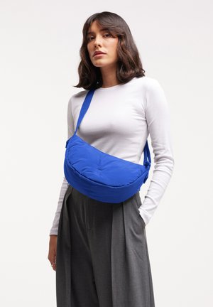 GOT BAG, CLOUD MOON MONOCHROME - Cross body bag - royal blue