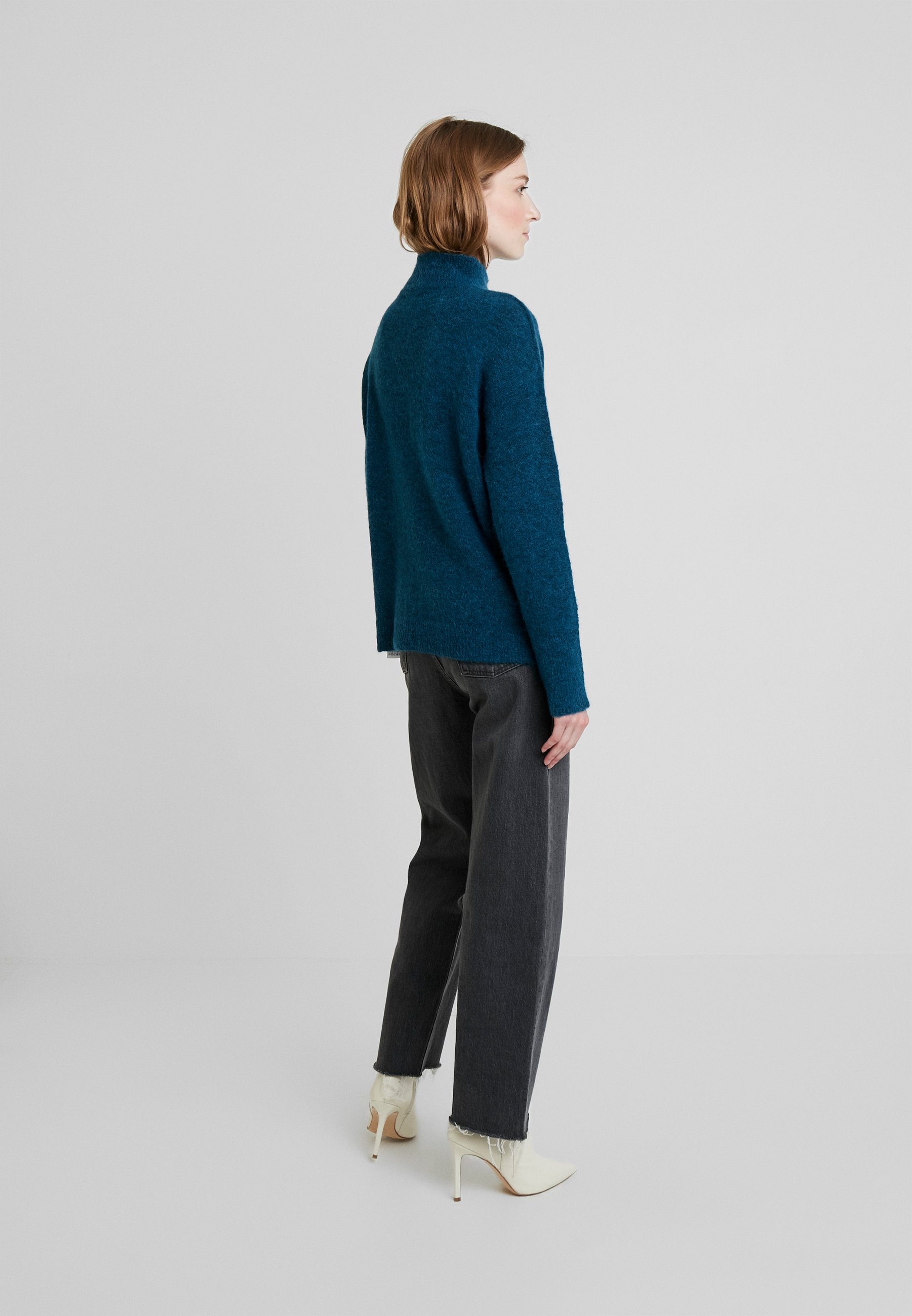 Cream KAITLYN Strikkegenser ocean bluepetroleumsblå Cream KAITLYN Strikkegenser ocean bluepetroleumsblå