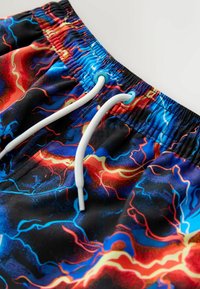 Niet geselecteerd, black lightening bolt