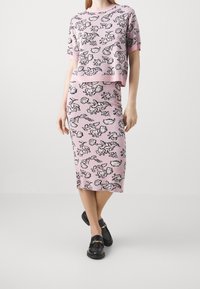 WEEKEND MaxMara T-shirt med print - apricot