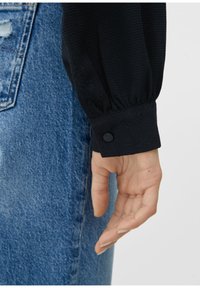 QS LANGARM MIT STEHKRAGEN - Blouse - schwarz