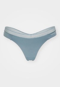 Unselected, blue performance