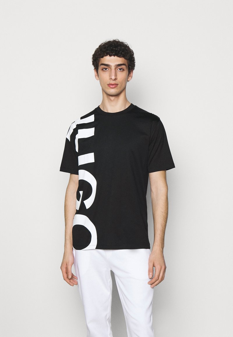 HUGO DAWS - Μπλουζάκι με στάμπα - black