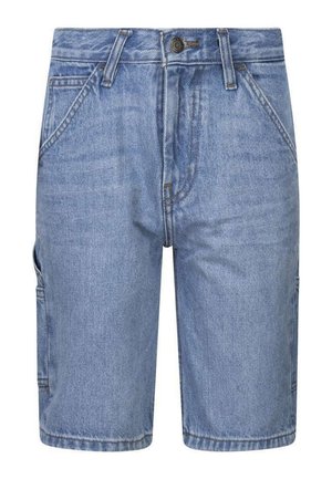 Shorts en denim bleu clair avec passants pour ceinture, bouton sur le devant, fermeture éclair, poches latérales et ourlet arrivant au genou.