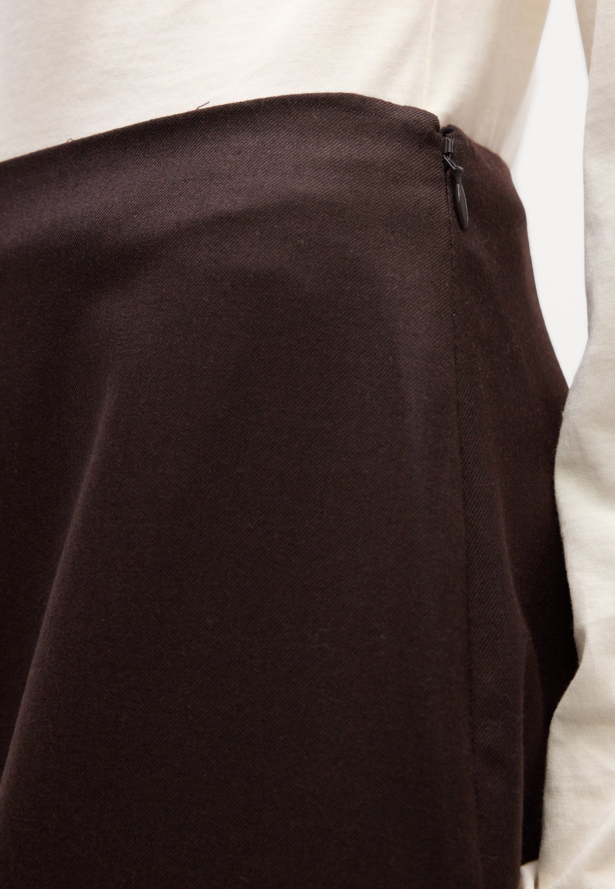 MIDI PENCIL SKIRT