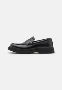 PIERCE LOAFER - Instappers - black