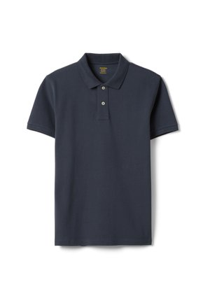 Polo blu scuro a maniche corte con due bottoni frontali e colletto, mostrata distesa su sfondo bianco.