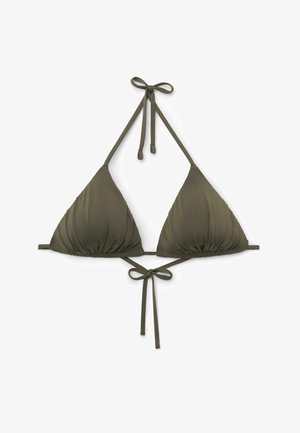 Top de bikini triangular verde oliva con cuello halter y lazos en la espalda, detalle de tela fruncida, colocado sobre fondo blanco.