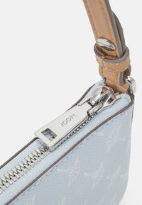 JOOP! CORTINA EUNIKE  - Axelremsväska - light blue