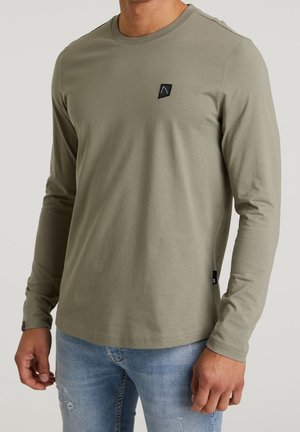 Long sleeved top - green