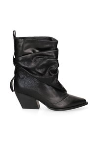 Stivaletto in pelle nera con design morbido, punta a forma affusolata e tacco spesso. Presenta una linguetta sul retro per facilitare l'indossamento.