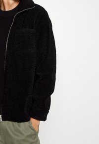 Lindbergh Chaqueta de invierno - black