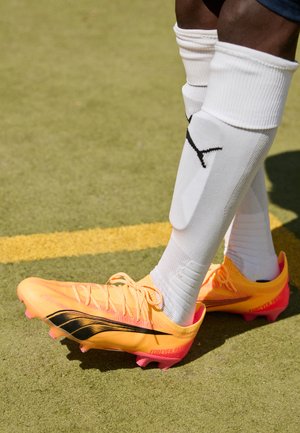 ULTRA ULTIMATE FG/AG - Chaussures de football pour gazon synthétique - sun stream/black/sunset glow