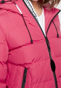 Superdry & Co Zimní bunda - red