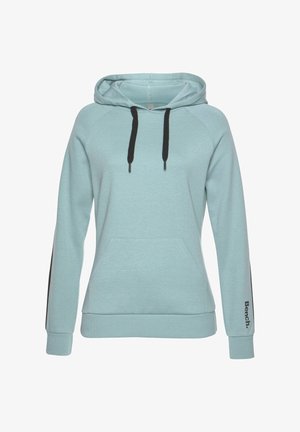 Hele sinine kapuutsiga, millel on eesmine tasku, mustad nöörid ja mustad külge aktsendid. Omab ribatud varrukate ja äärtega, valmistatud pehmest materjalist.