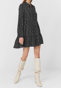 Stradivarius Košilové šaty - black