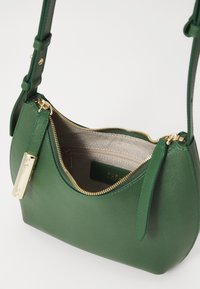 Furla GOCCIA S SHOULDER BAG - Borsa a mano - alloro