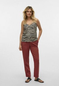 Vero Moda VMJESMILO koniakowy