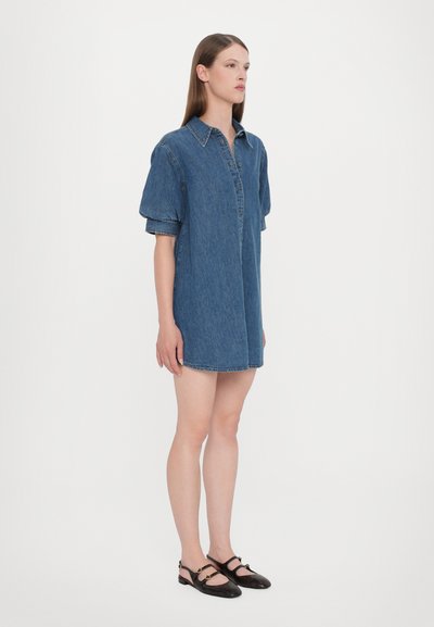 FRAME THE PLAY DRESS - Haljina od trapera - blue denim
