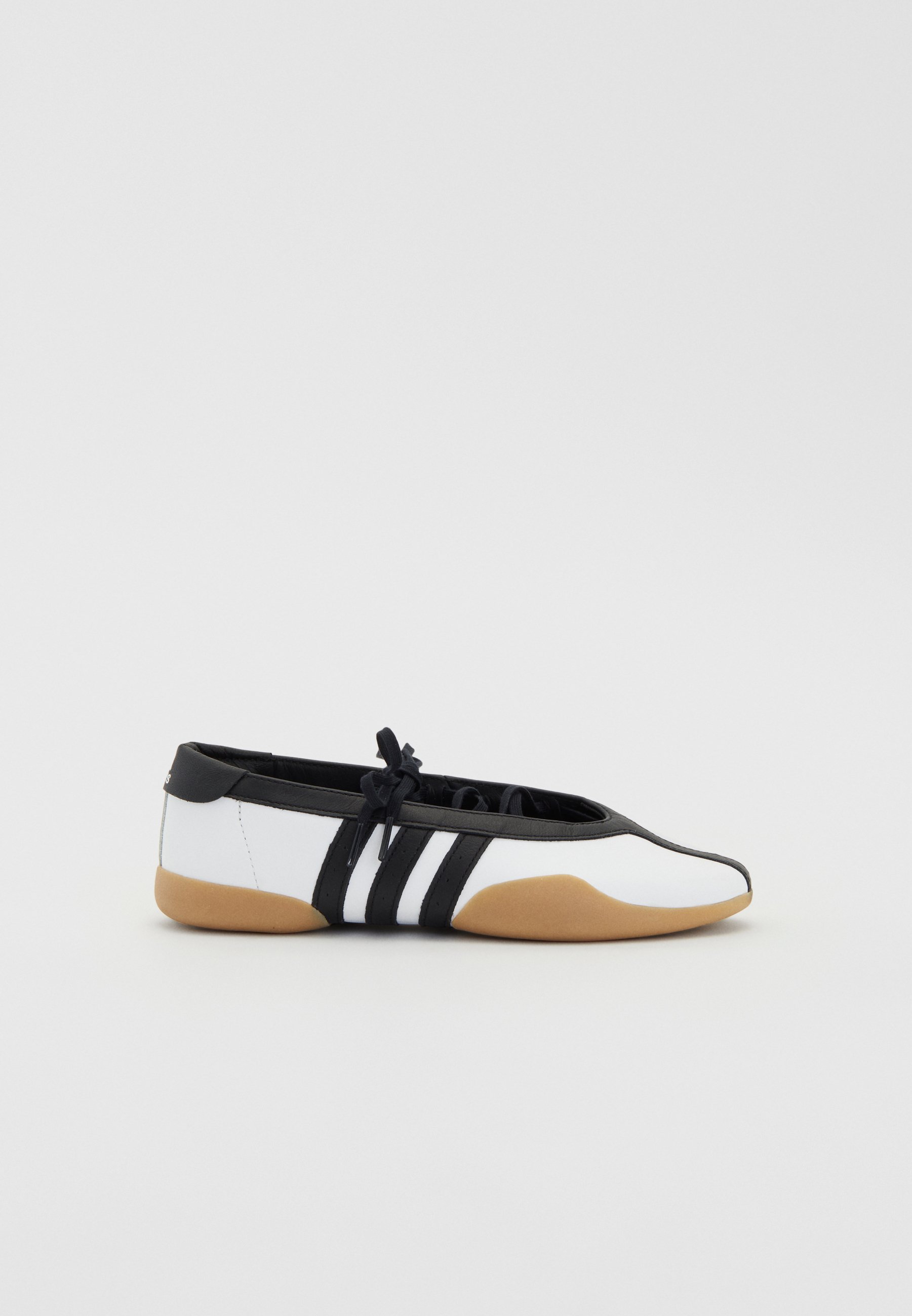 adidas Originals TAEKWONDO MEI BALLET - Ankle strap ballet